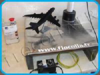 Flocage électrostatique sur plaque et pièces plastiques Flocage électrostatique sur plaque et pièces plastiques